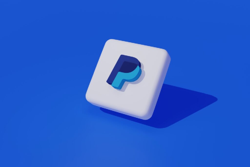 PayPal logo 3D su sfondo azzurro con ombra